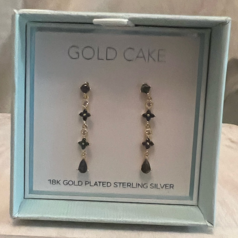 Gold Cake Earrings